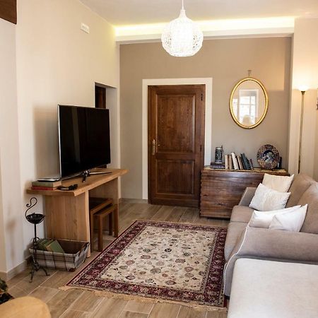 La Rosa Di Francesco Inn Valfabbrica エクステリア 写真