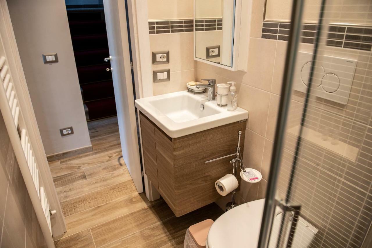 La Rosa Di Francesco Inn Valfabbrica エクステリア 写真