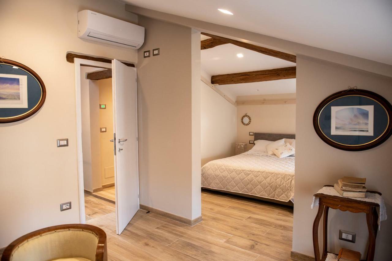 La Rosa Di Francesco Inn Valfabbrica エクステリア 写真