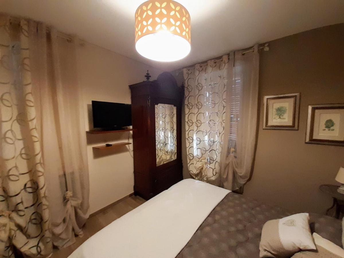 La Rosa Di Francesco Inn Valfabbrica エクステリア 写真