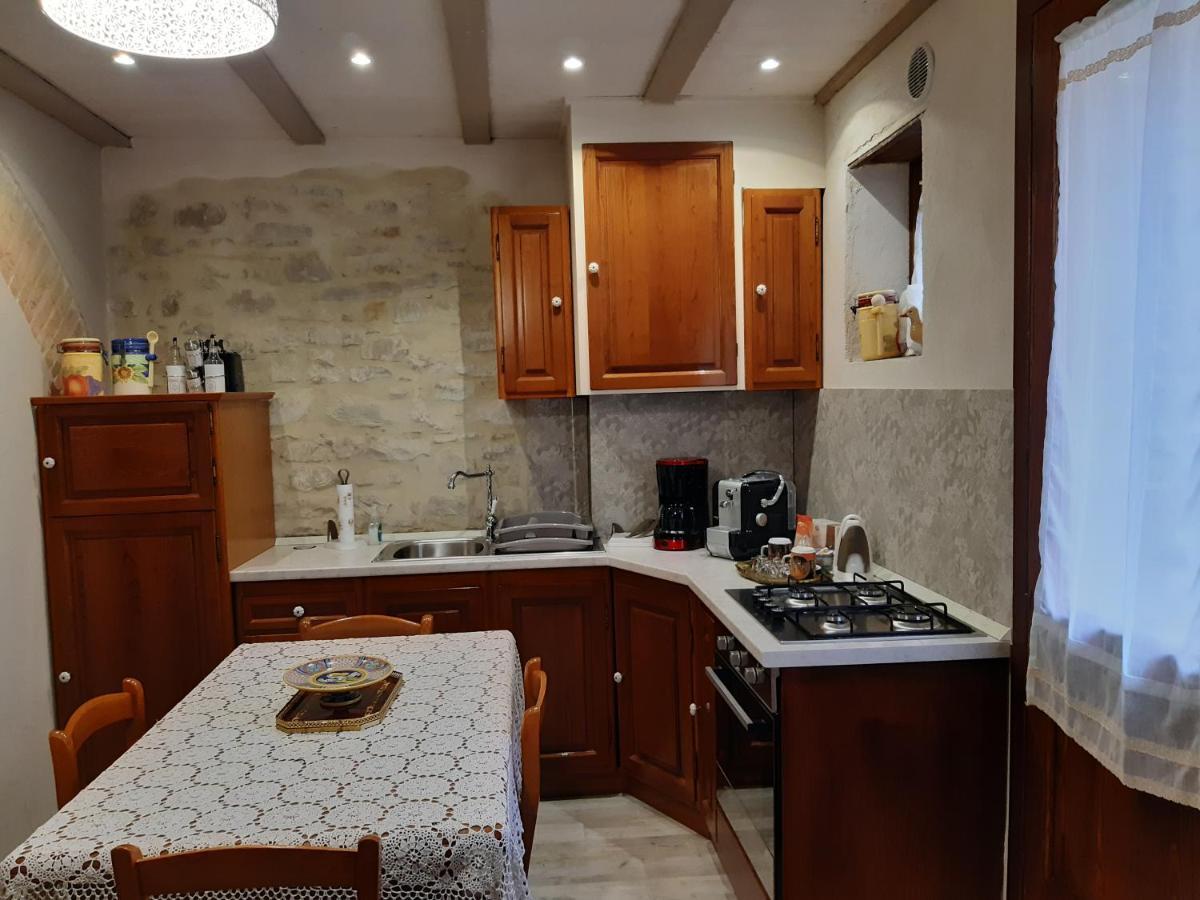 La Rosa Di Francesco Inn Valfabbrica エクステリア 写真